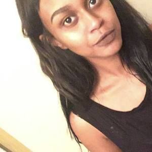 Meet your Posher, Mina